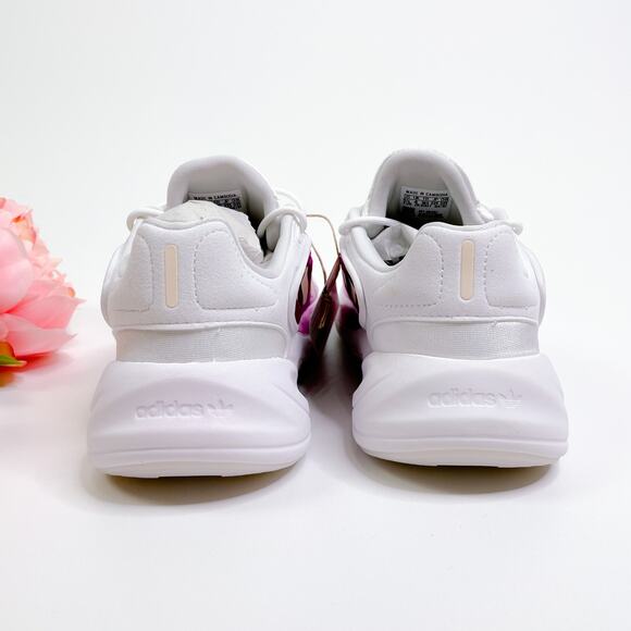 Adidas Ozelia Originals Lace Up Running Shoes White Signal Green size 5.5 NEW - Picture 7 of 12